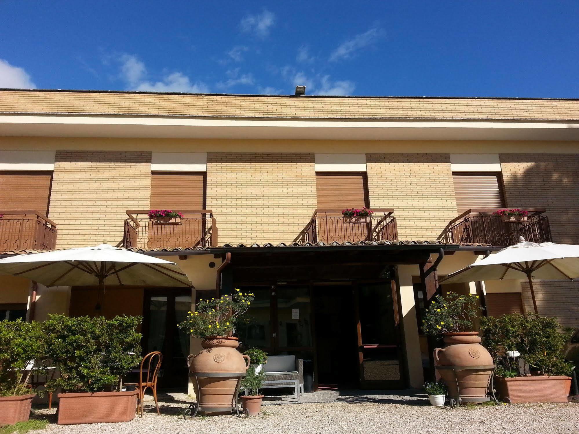 Hotel Tempio Di Apollo Roma Exterior foto